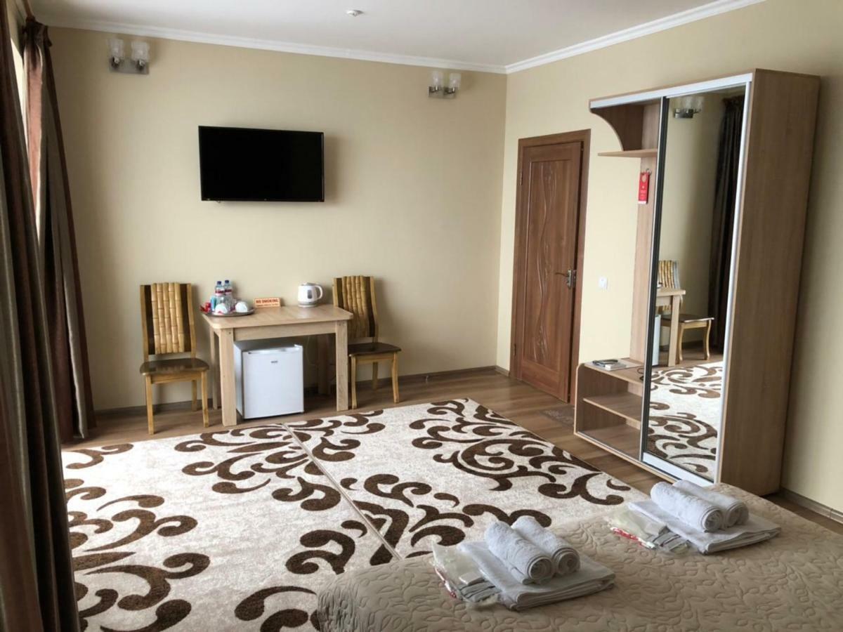 Apelsin Hotel Bilhorod-Dnistrovsʼkyy Exterior foto