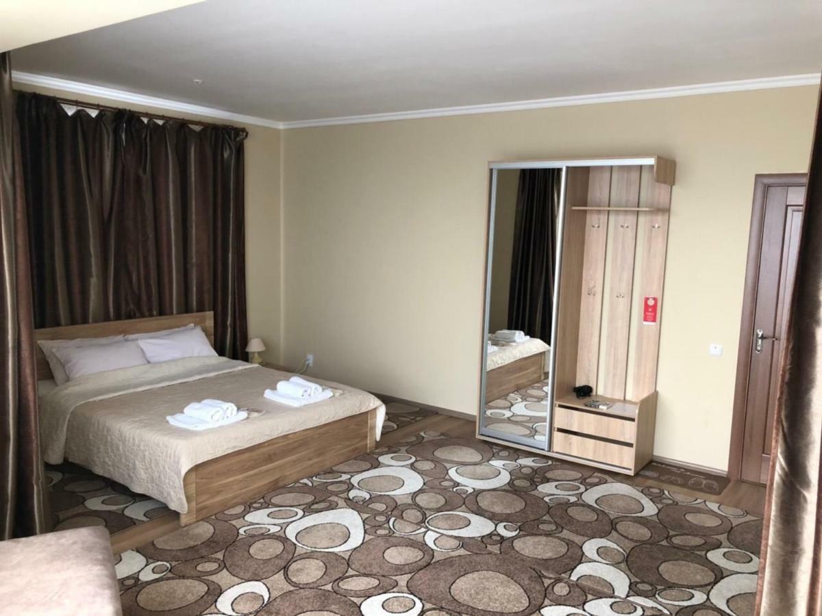Apelsin Hotel Bilhorod-Dnistrovsʼkyy Exterior foto