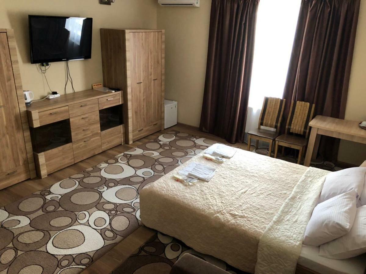 Apelsin Hotel Bilhorod-Dnistrovsʼkyy Exterior foto